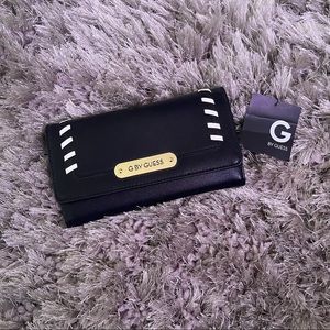 G by Guess Clutch Wallet